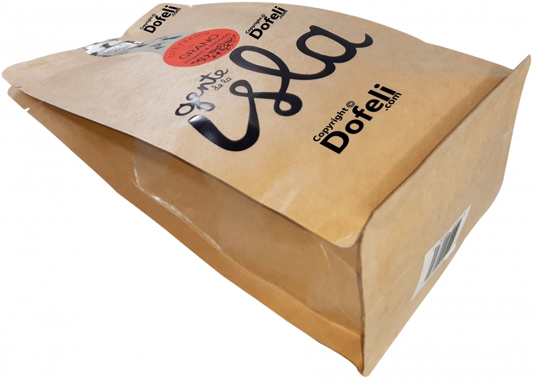 Organic Dominican coffee, medium ground with strong and intense flavor profile by Gente de la Isla.